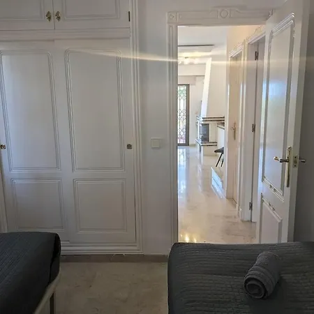 Fantastic 3 Bed Townhouse Opposite Ramblas Golf Club Holiday home *